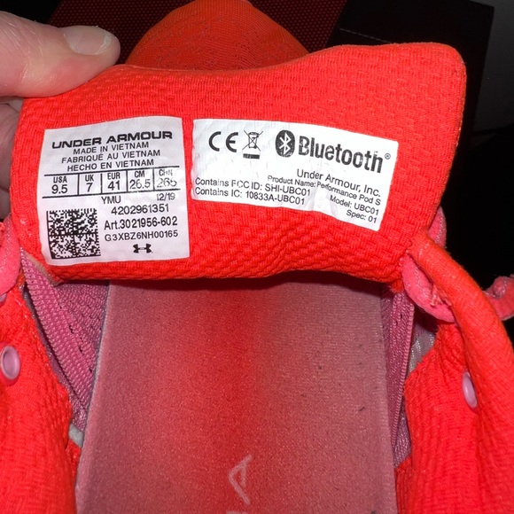 Under Armor Womens HOVR Machina running shoes, size 9.5 - OFFERS WELCOME - Picture 4 of 4